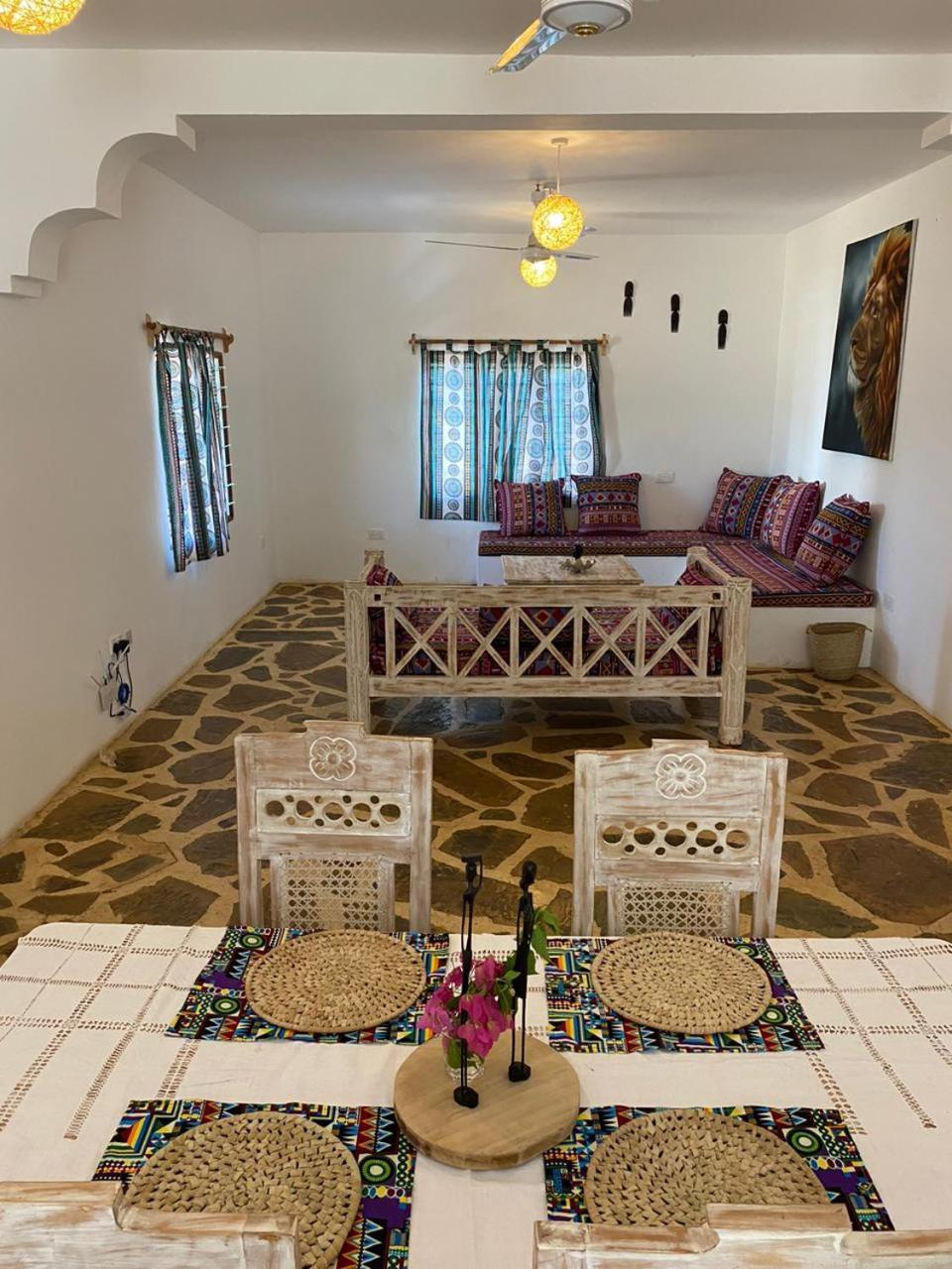 Red Land House Bed & Breakfast Watamu Bagian luar foto